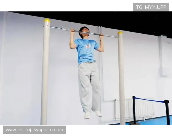 高效拉臂器材推荐解锁上肢力量与线条塑造